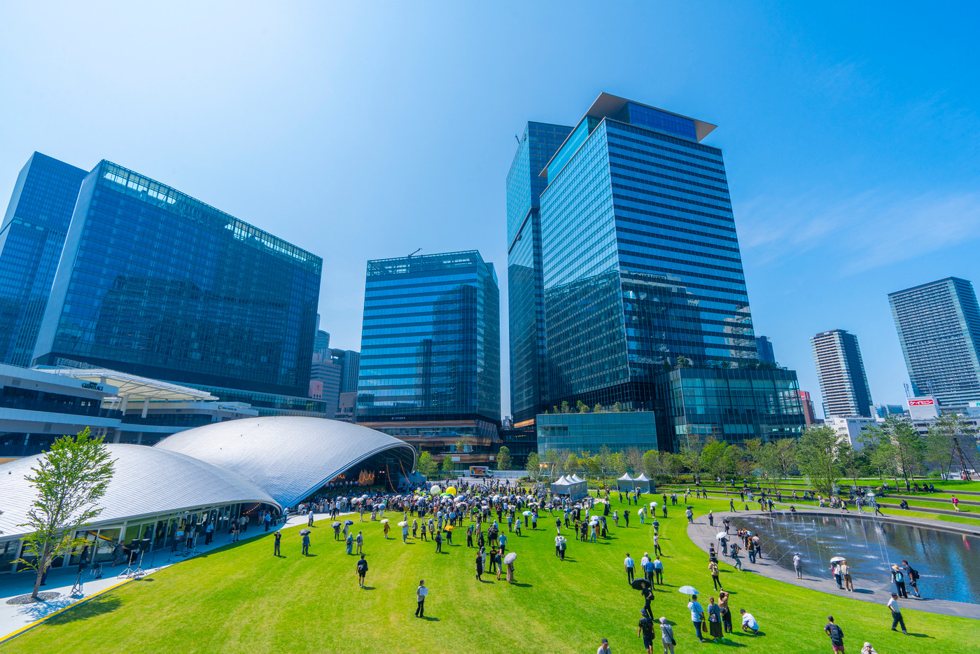 グラングリーン大阪　うめきた公園芝生広場