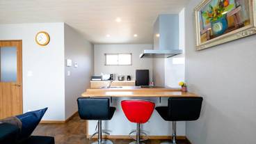 客室内のダイニングエリア / 11