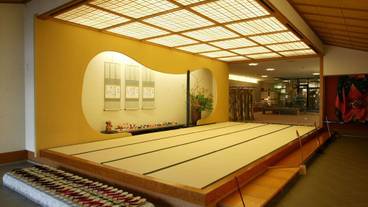 内部エントランス / 3