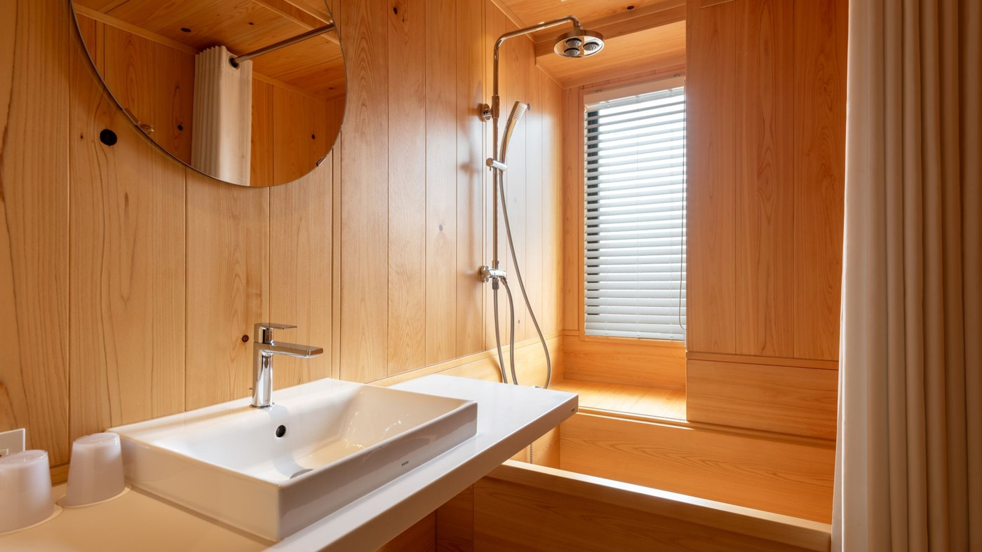 駅から徒歩約1分！写真映えするデザイナーズホテル3659770