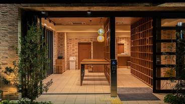 施設の入り口 / 15