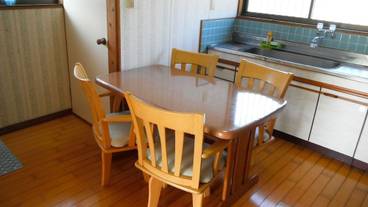 客室内のダイニングエリア / 6