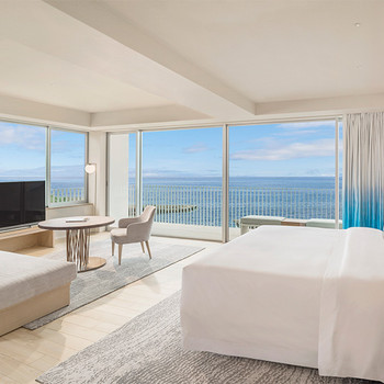 サンセットを眺めながらシャンパンで乾杯☆伊良部ブルーの海にうっとり4235127