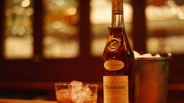 ナイトクラブ / 24