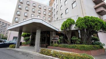 施設の入り口 / 12