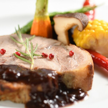 ナチュラルテイストあふれる、山あいの隠れ家ホテル3641128