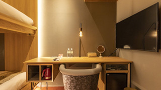 306GB ゴールドビッグベッド, 禁煙