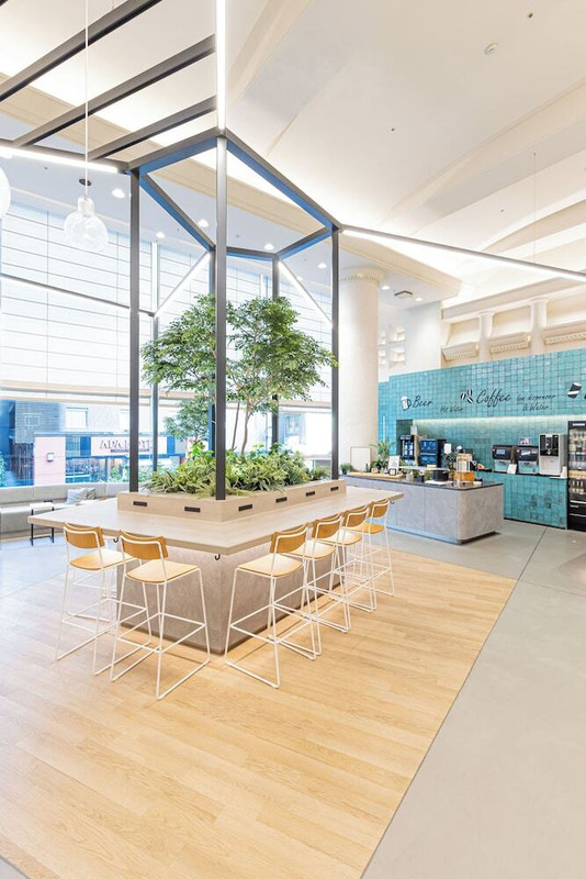 ロビーラウンジ