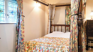 英国古民家風コテージ・ダブル（洋バス・客室露天風呂付）