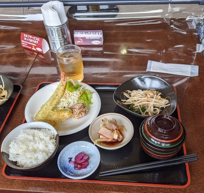 ７５０円の日替わり定食です。内容は日々変わります。
