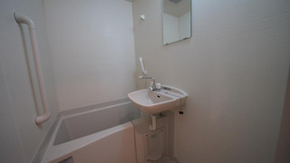 デラックス ツインルーム (23時以降のチェックインはできませんのでご注意ください)