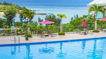 ガーデンプール / 1