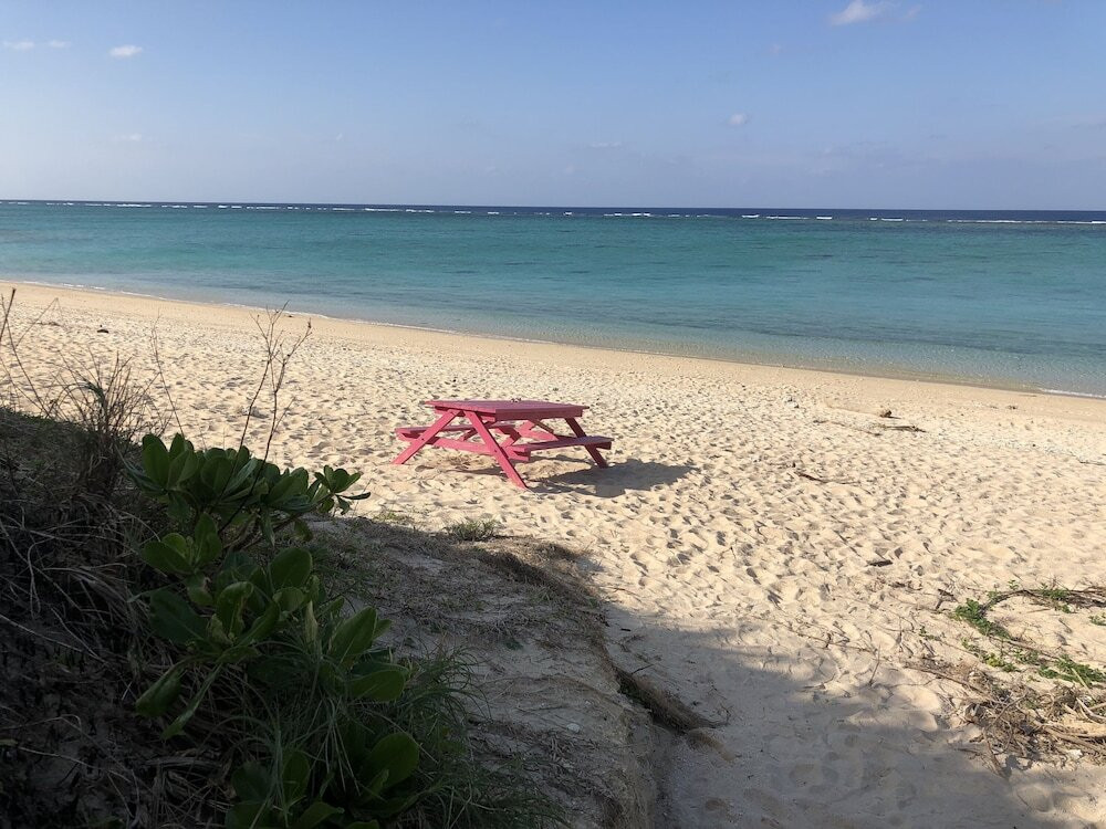 長浜ビーチの海辺