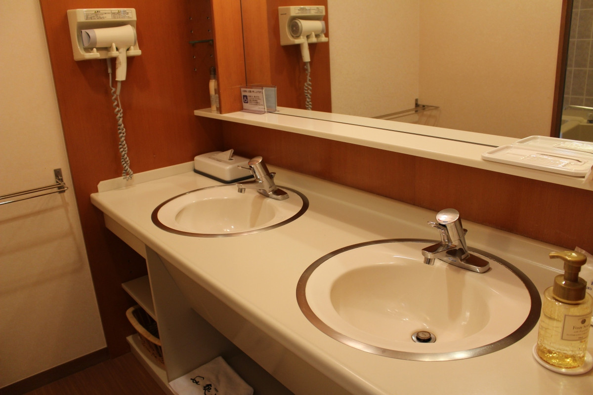 2シンクで広々と・・