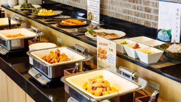 食事・飲み物 / 3