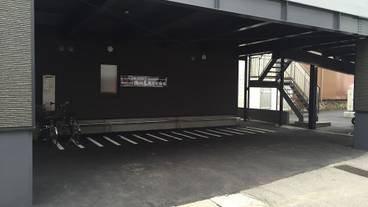 駐車場 / 5