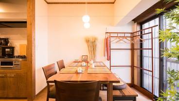 客室内のダイニングエリア / 9