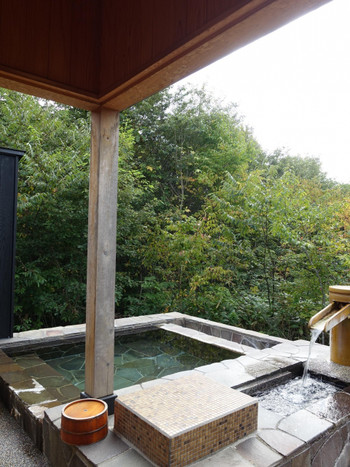 茅葺きの古民家がタイムスリップ気分。静寂を楽しむ旅へ3492801