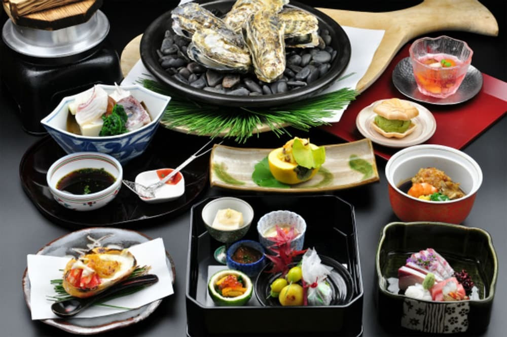 創業160年以上の老舗で、旬の幸に舌鼓。1室1棟の離れで贅沢な休日を4375327