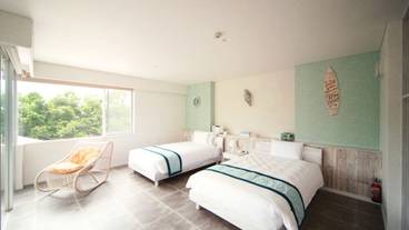 オーシャンビュー洋室① / 1