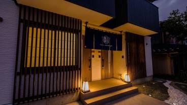 施設の入り口 / 6