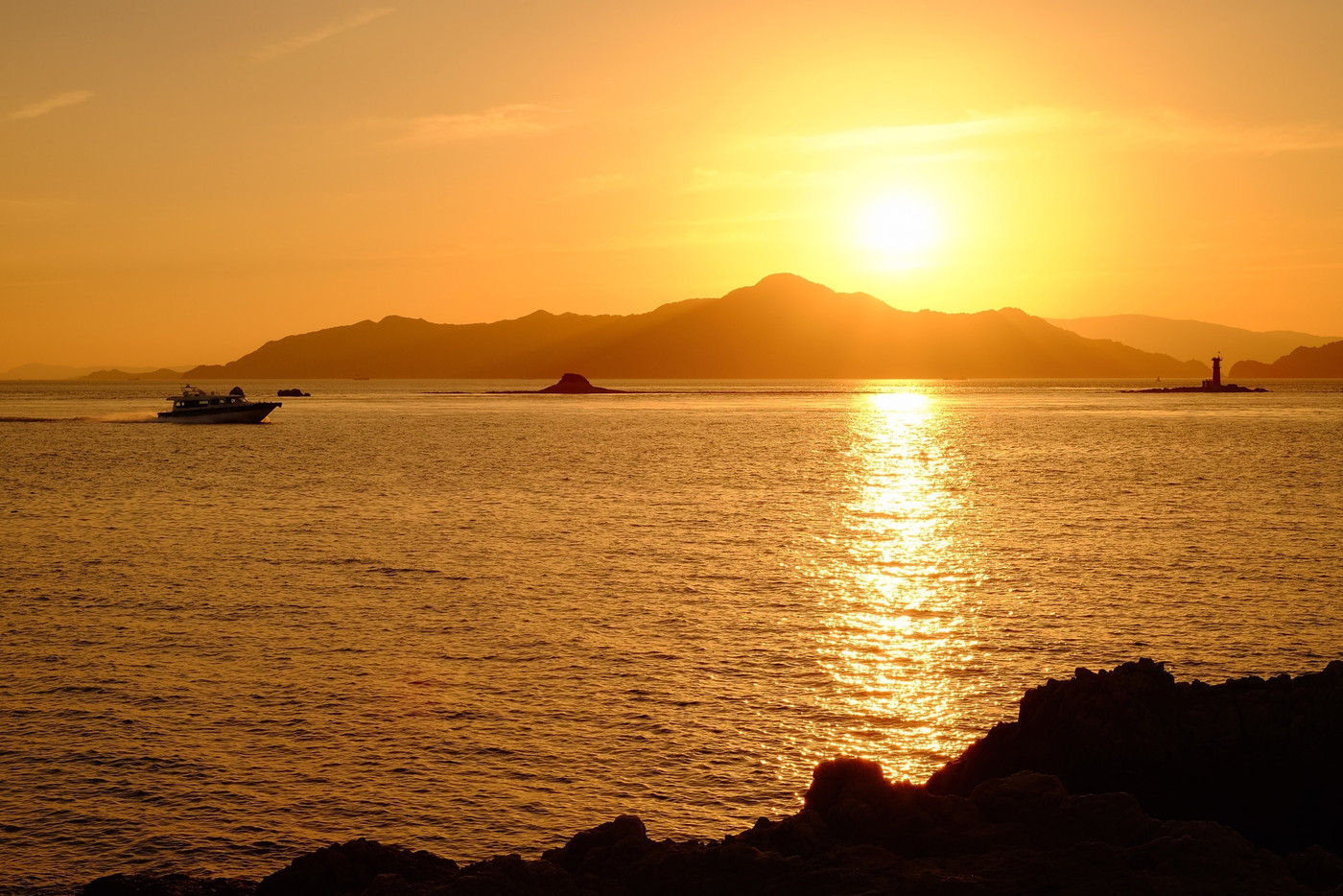 瀬戸内海の夕暮れ