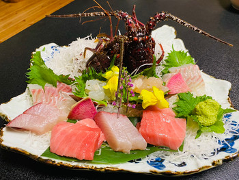 「季さら」 料理 171244823 御造里　○伊勢海老　○鯛　○間八　○伊勢鮪