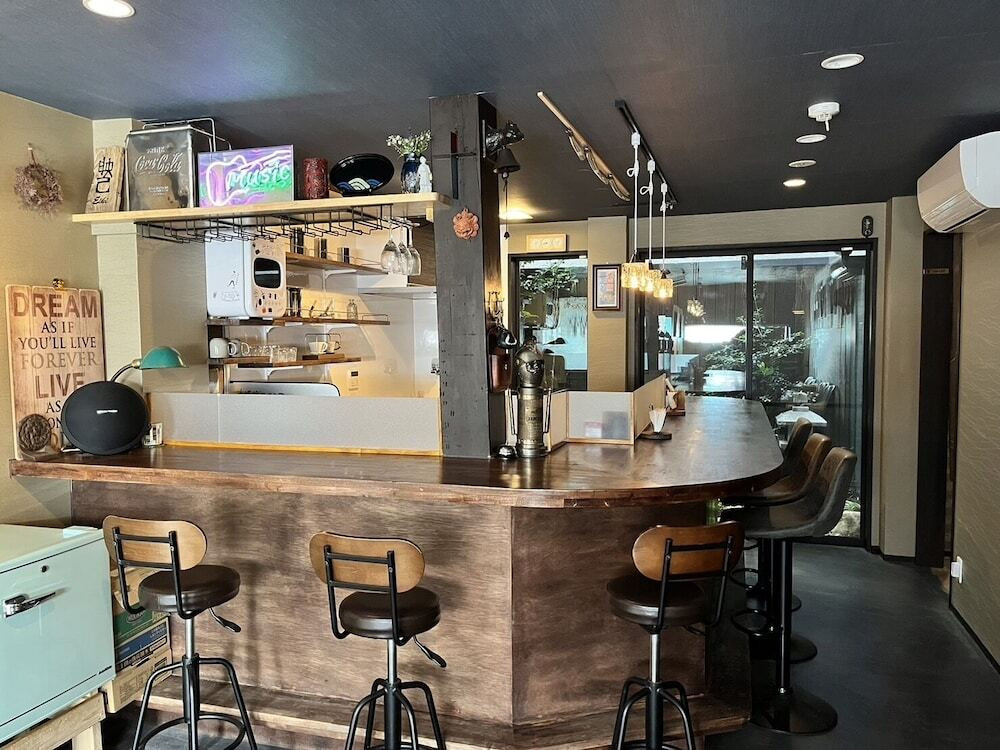 客室内のダイニングエリア