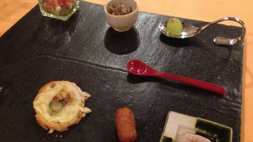 食事・飲み物 / 3