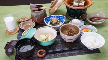 食事・飲み物 / 6