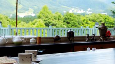 ロビーラウンジ / 3