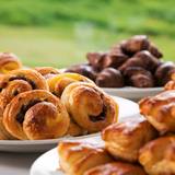 焼き立てパン / 2