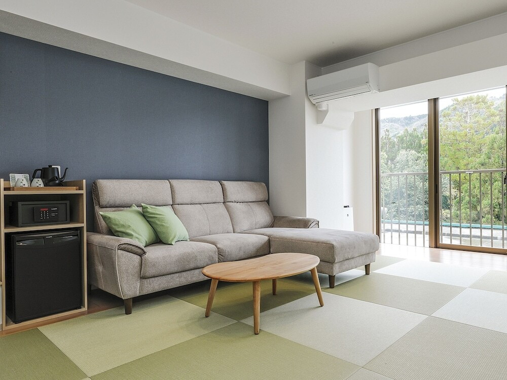 露天風呂付き客室でゆったり快適。年齢に合わせて選べるお子様ランチがうれしい♪4376726