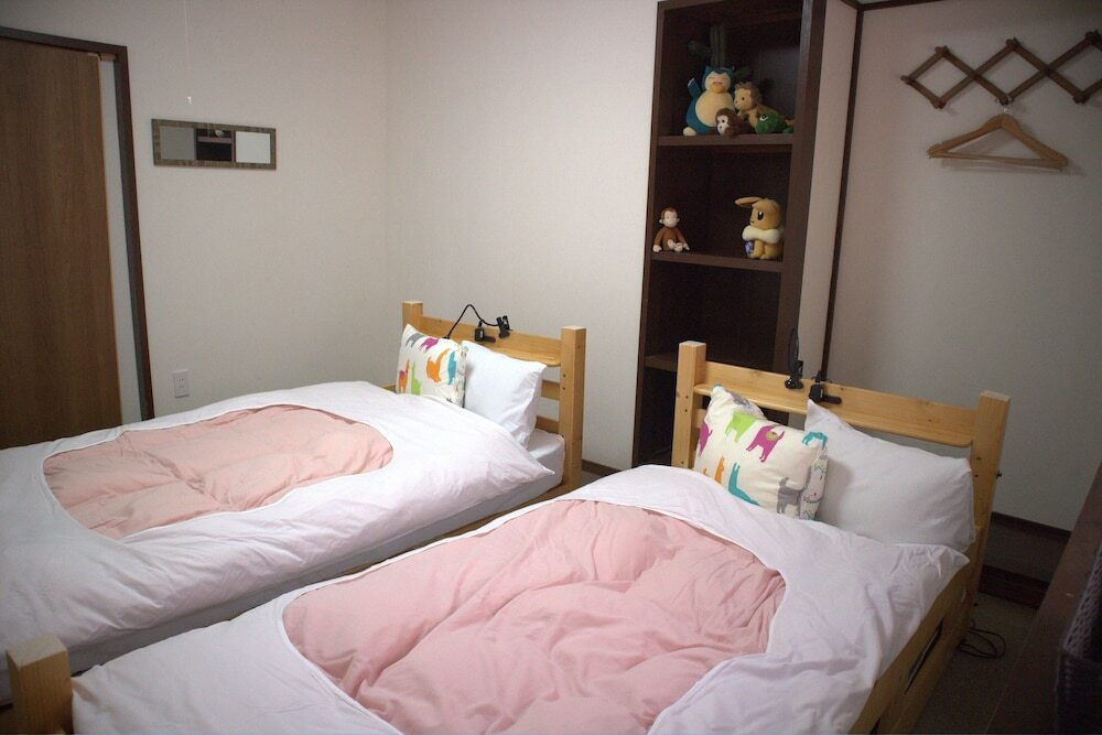 客室内のダイニングエリア