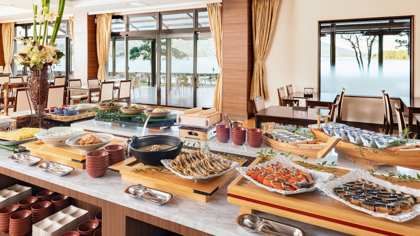 客室のほとんどがオーシャンビュー！約40種類の朝食に満足3421654