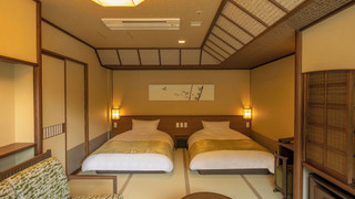 ツイン 36平米 禁煙 / 国道側 / 天然温泉客室風呂付き