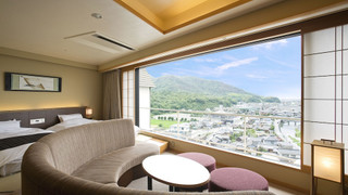 コーナースイート ‐ 山草花 客室露天風呂付 (禁煙)