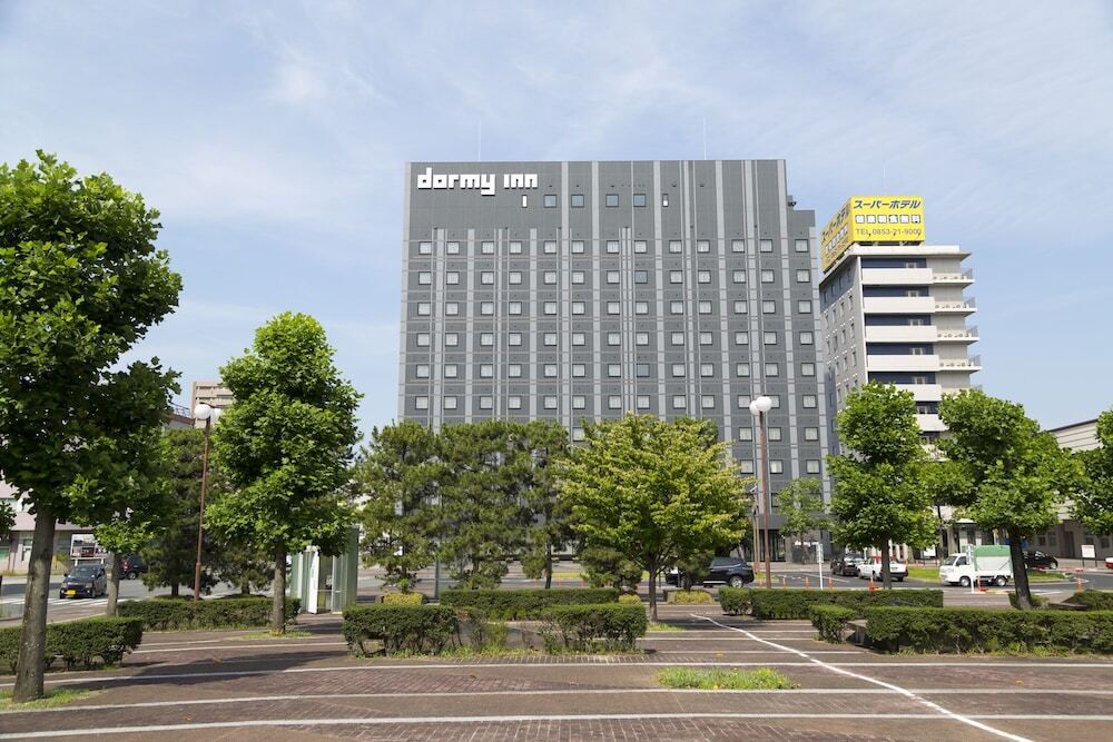 施設の正面