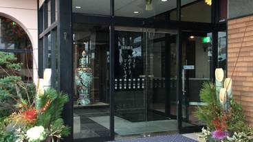 施設の入り口 / 17