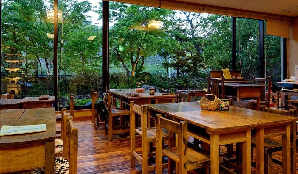 ロビーラウンジ② / 2