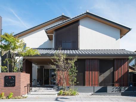 グランドベース博多呉服 / 1