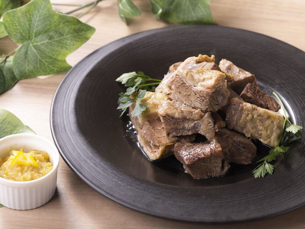 朝食_牛ほほ肉の煮込み