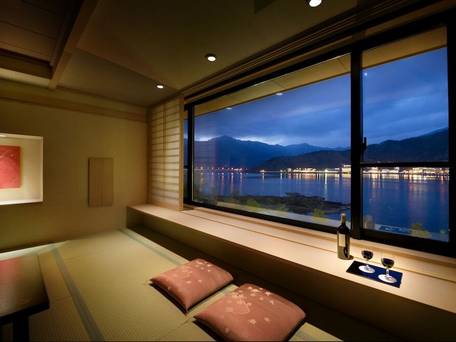 富士河口湖温泉 湖南荘 / 2