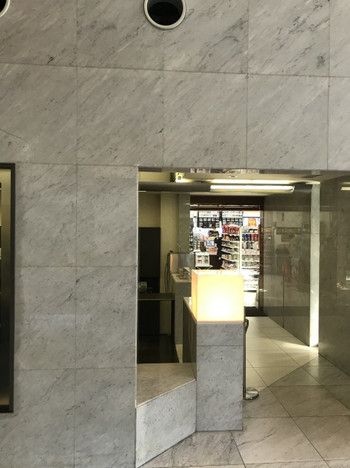 コンビニまで0分！急用や買い忘れにも便利に対応3352476