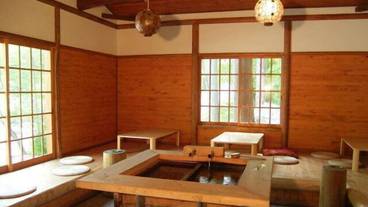 施設内の設備 / 13