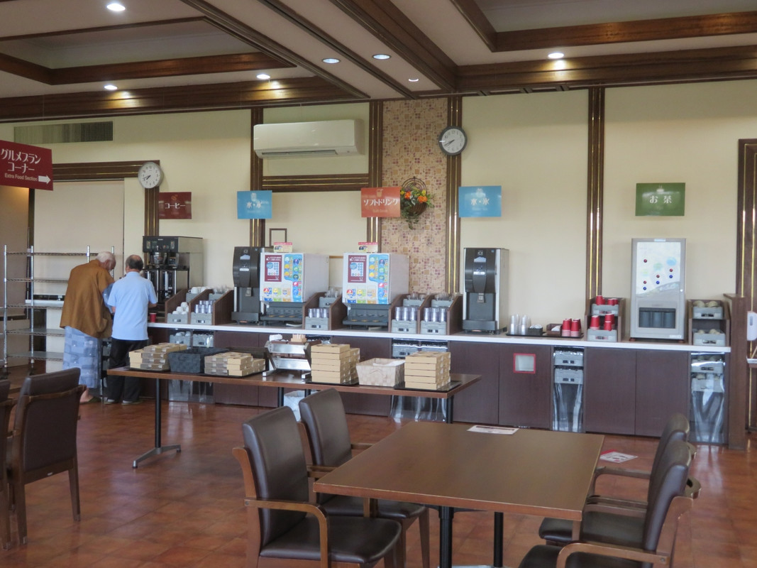 食堂/飲み物はフリー