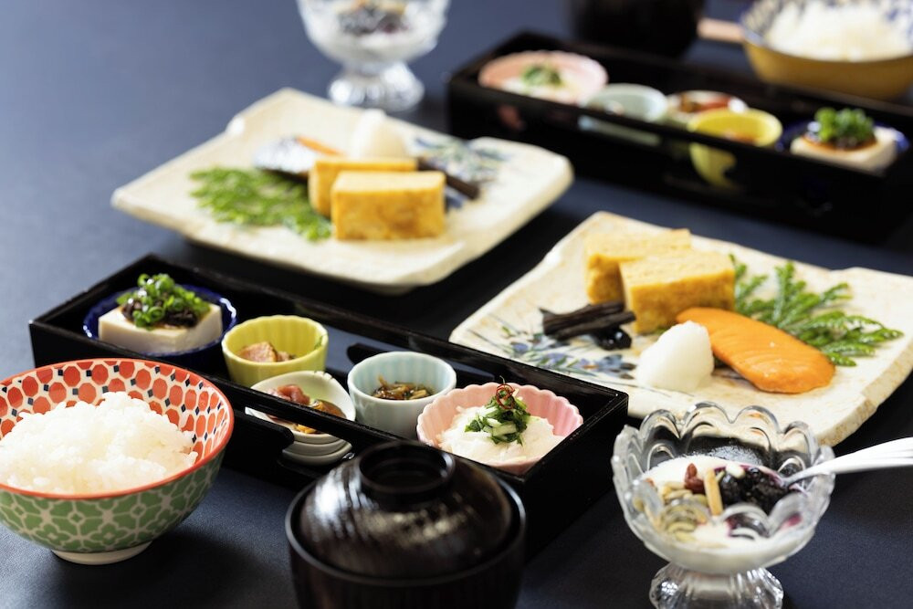 朝食