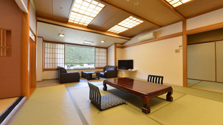 [禁煙] スーペリア和室2間内風呂あり(月光館 川側)