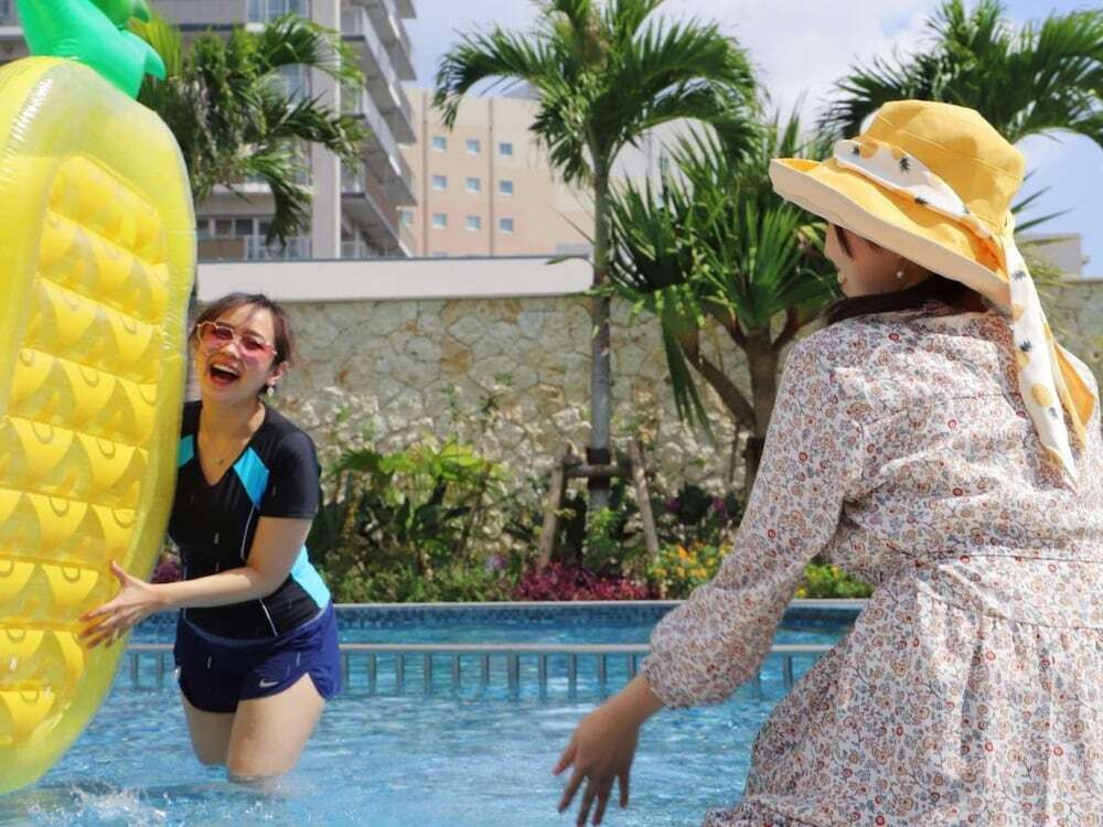 プール