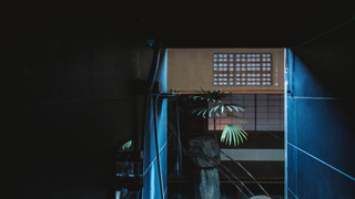 本館101:プライベートガーデン付デラックス クイーンベッド